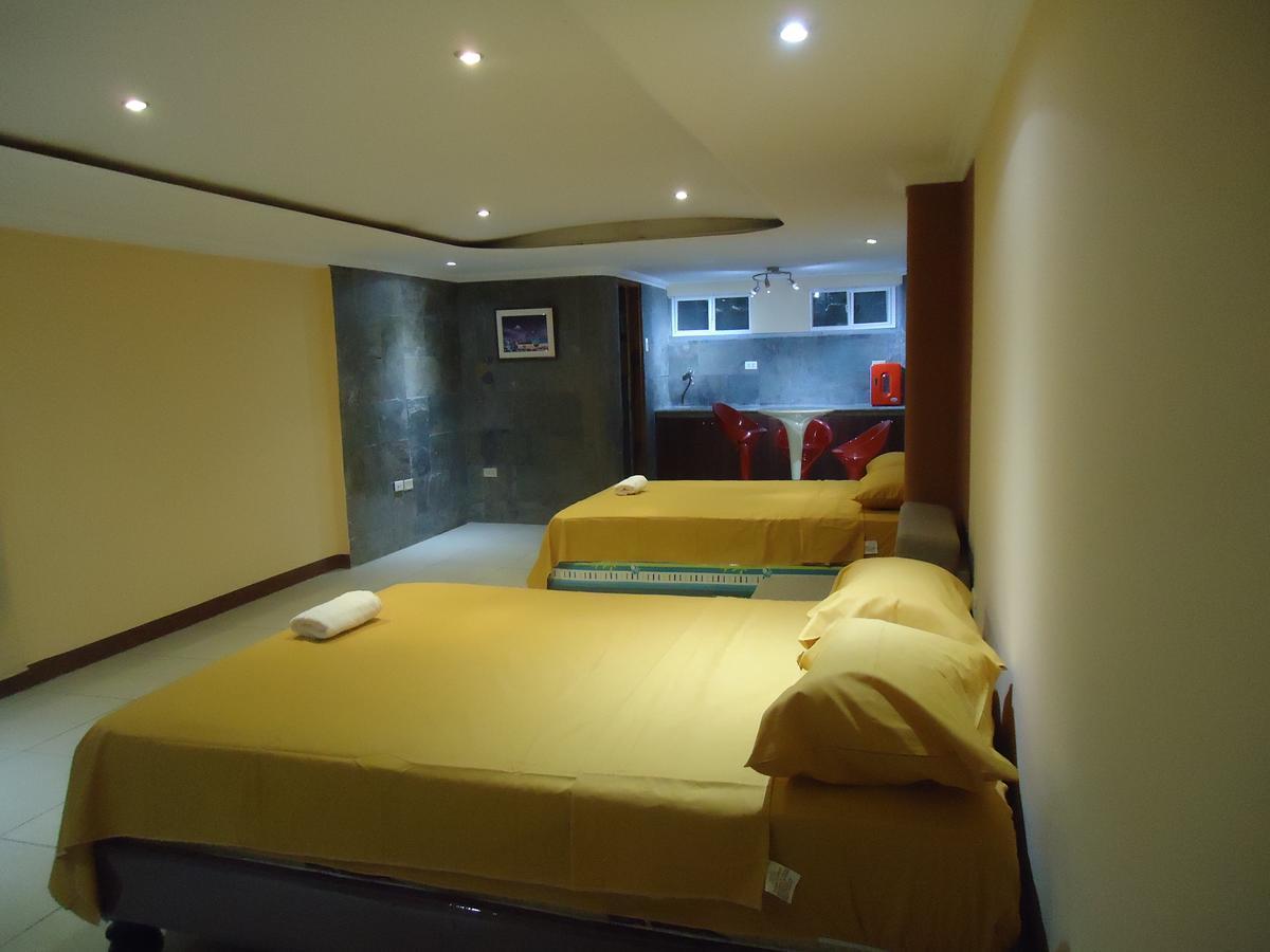 Hostaling Guayaquil Mercedes Екстериор снимка