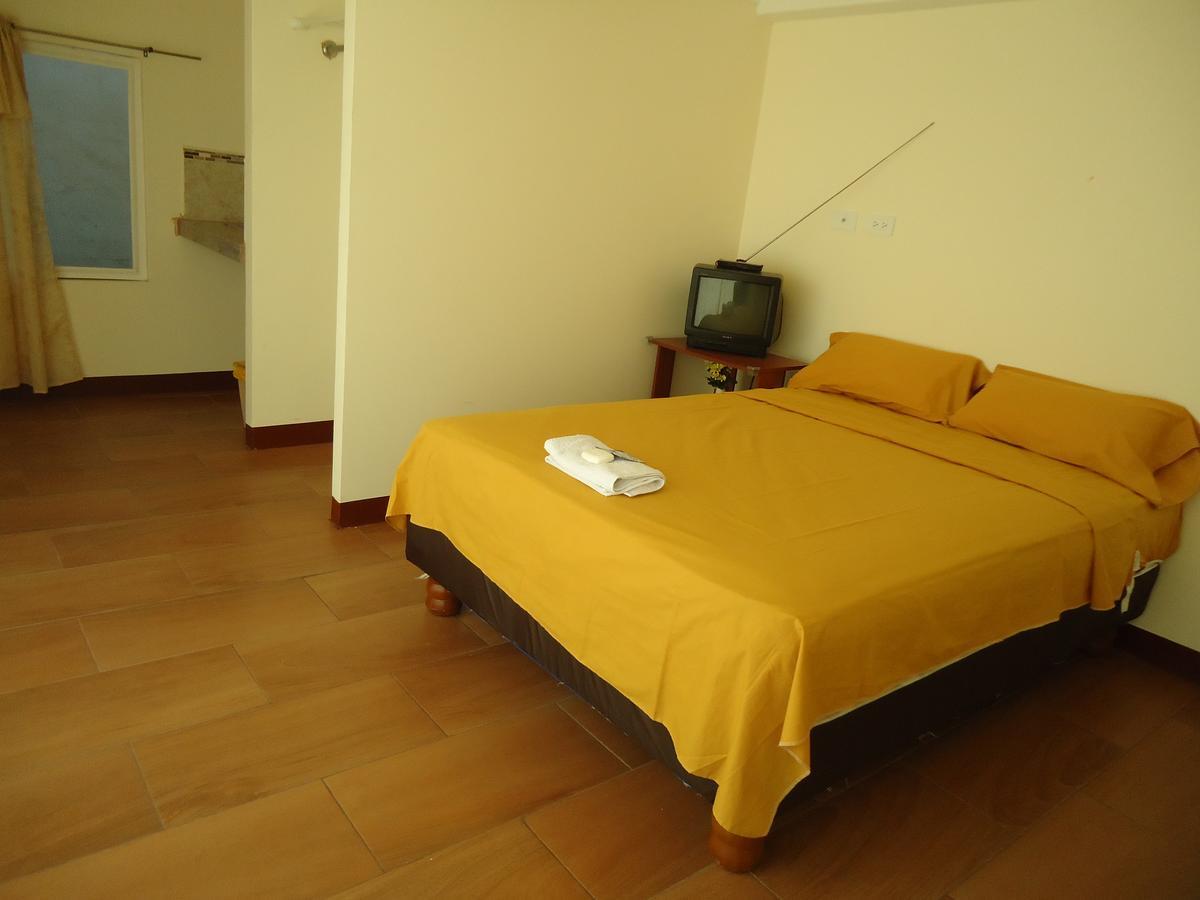 Hostaling Guayaquil Mercedes Екстериор снимка